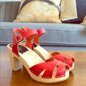 Swedish Hasbeens size 37